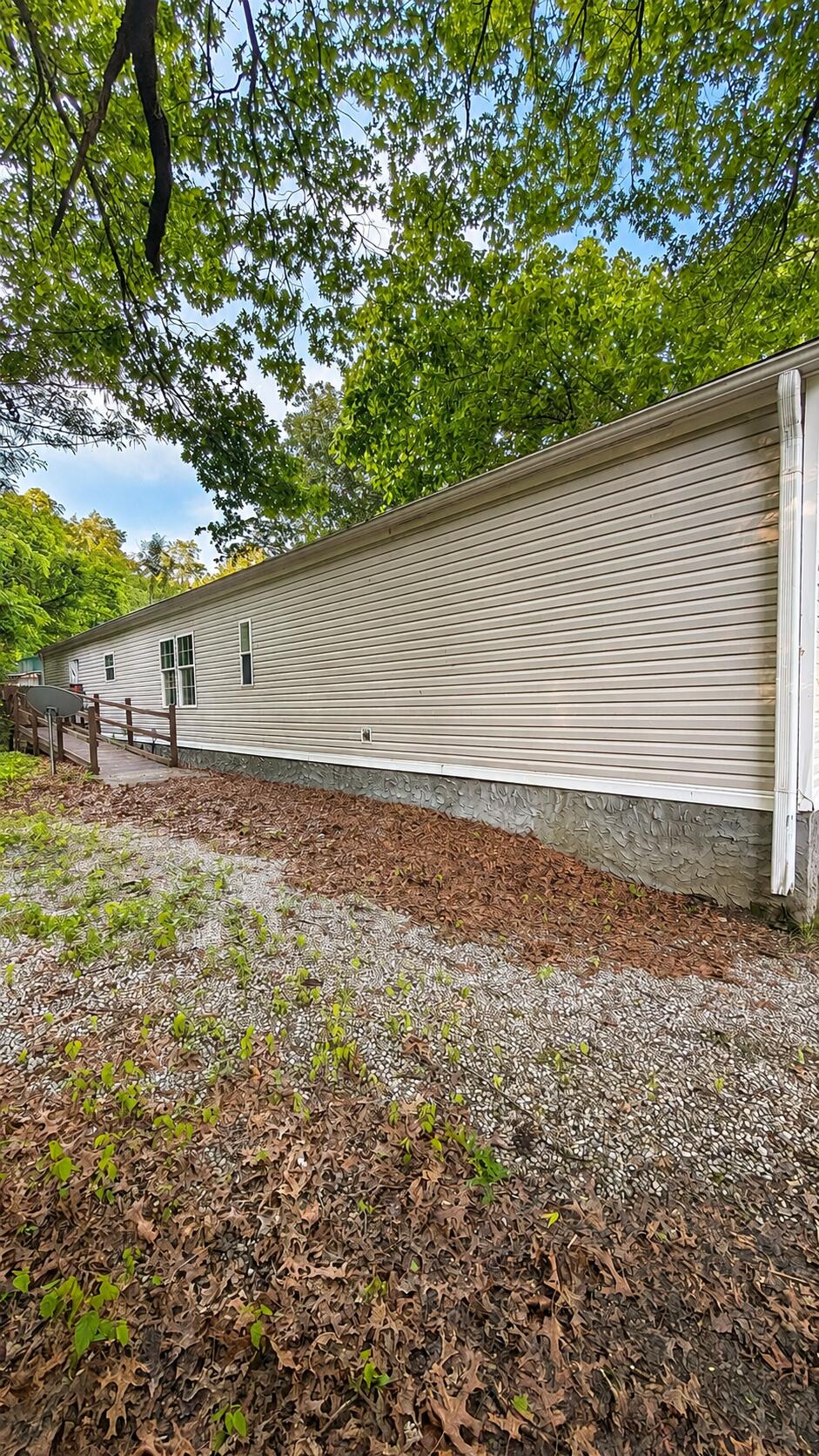 5704 Hunter Road Ooltewah, TN 37363 - Photo 6 of 26 Outside