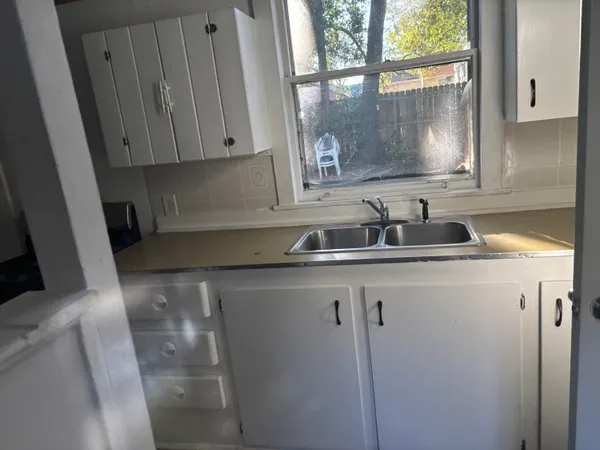 $329,000 | 1907 Helm Avenue, North Charleston, SC 29405