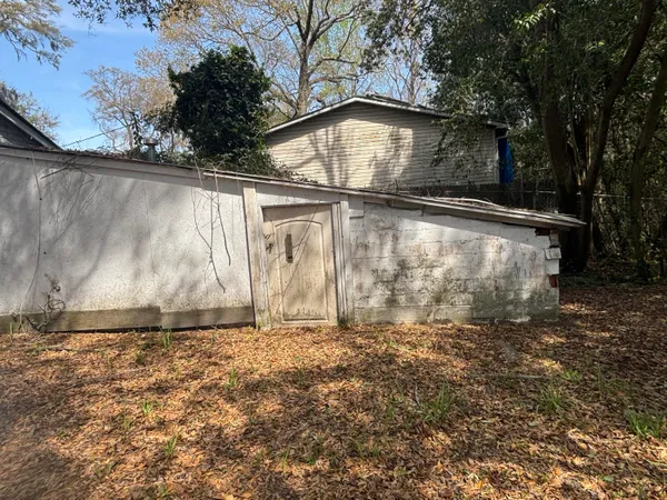 $329,000 | 1907 Helm Avenue, North Charleston, SC 29405