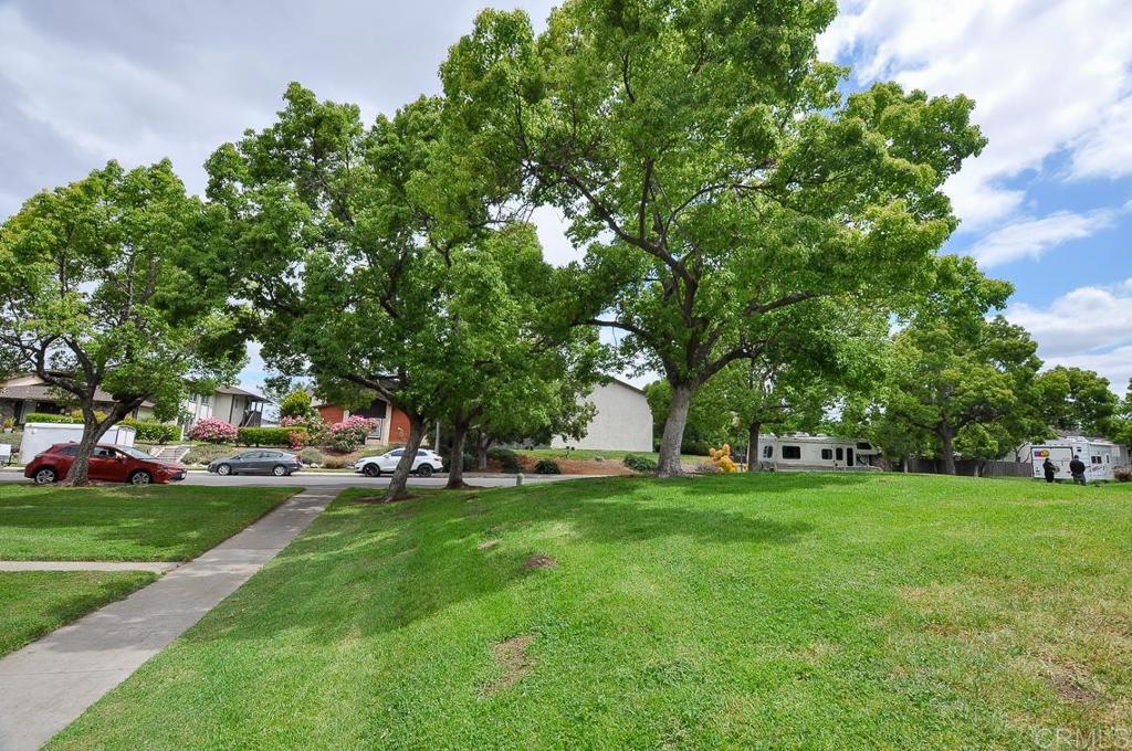 10155 Carefree Drive Santee, CA 92071 - Photo 16 of 19