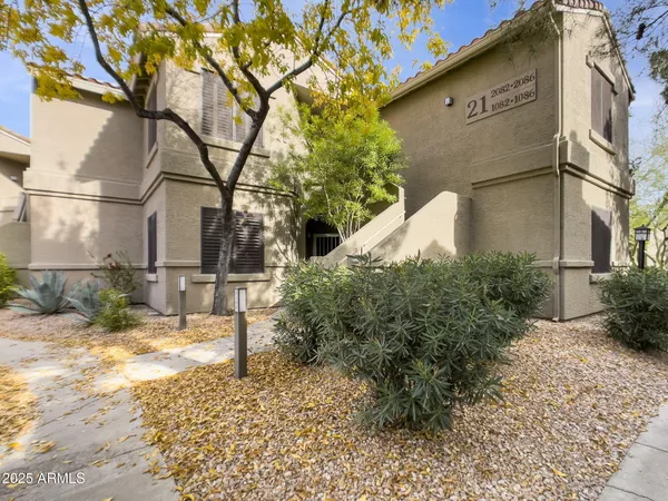 $4,000 | 15151 North Frank Lloyd Wright Boulevard, Unit 1082, Scottsdale, AZ 85260