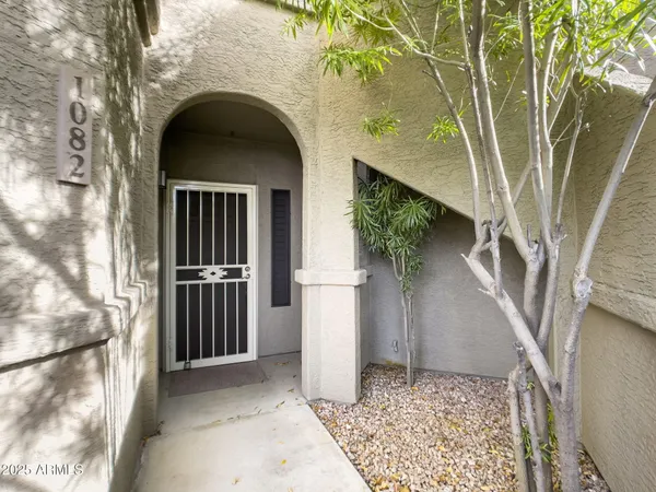 $4,000 | 15151 North Frank Lloyd Wright Boulevard, Unit 1082, Scottsdale, AZ 85260