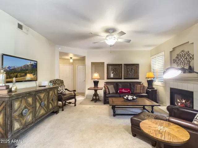 $4,000 | 15151 North Frank Lloyd Wright Boulevard, Unit 1082, Scottsdale, AZ 85260