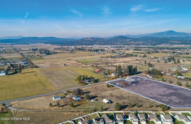 $1,300,000 | 8394 Chase Road, Post Falls, ID 83854