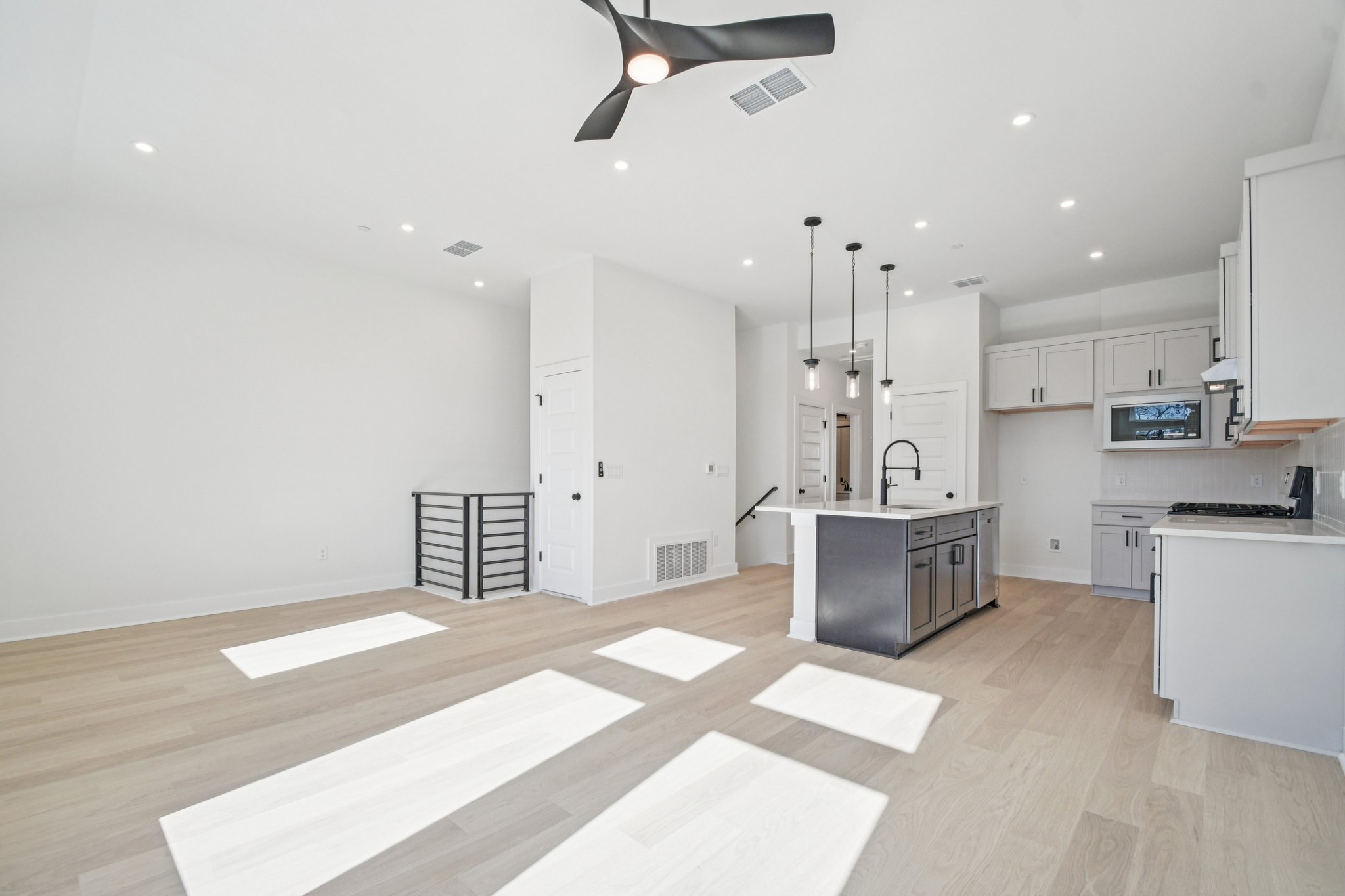 200 West 56th Street, Unit 5102 Austin, TX 78751 - Photo 2 of 26