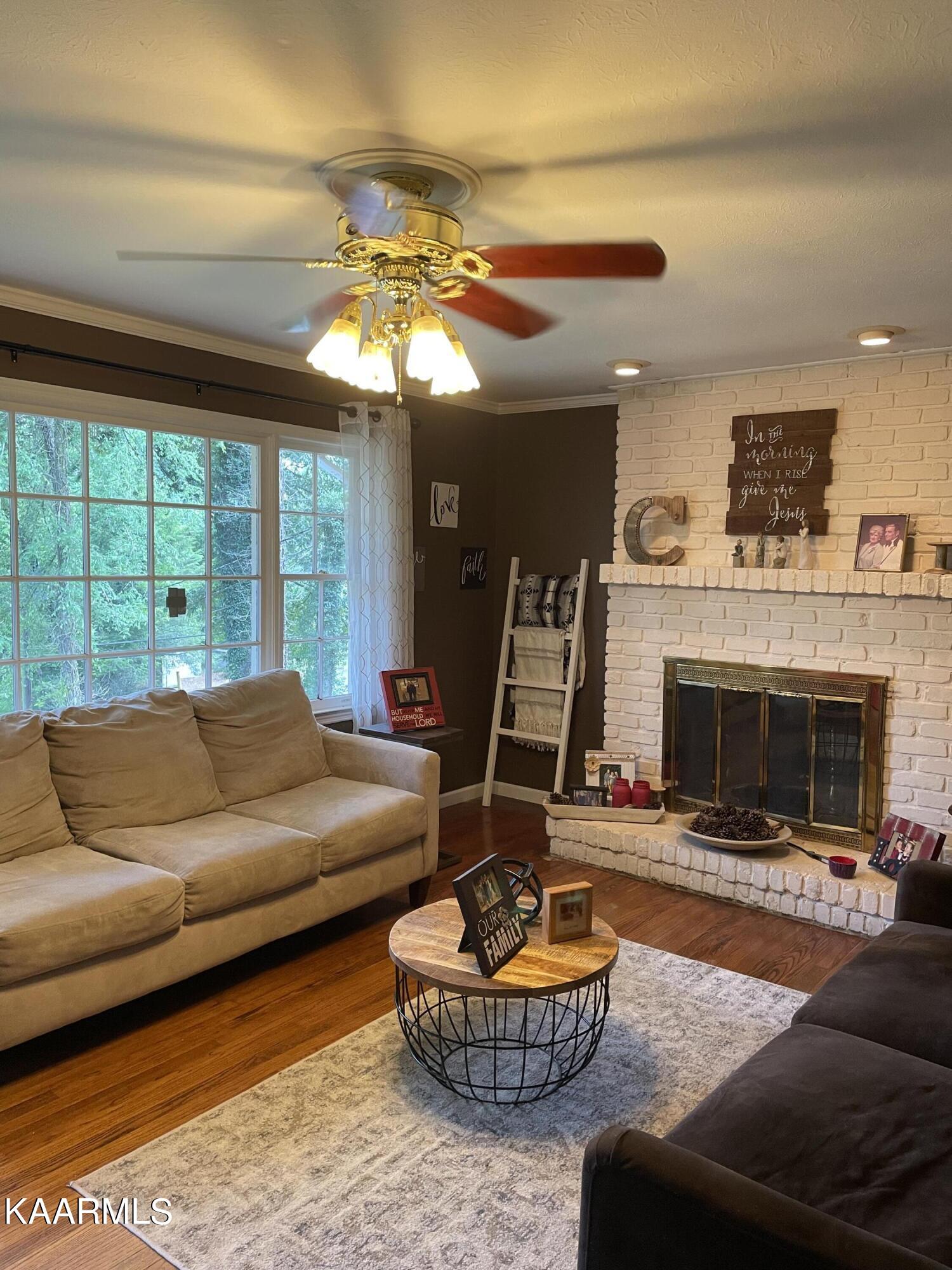 100 Middlebury Road Oak Ridge, TN 37830 - Photo 4 of 51 E99EC07D-918E-42CB-B7C2-6DD82B893CA5