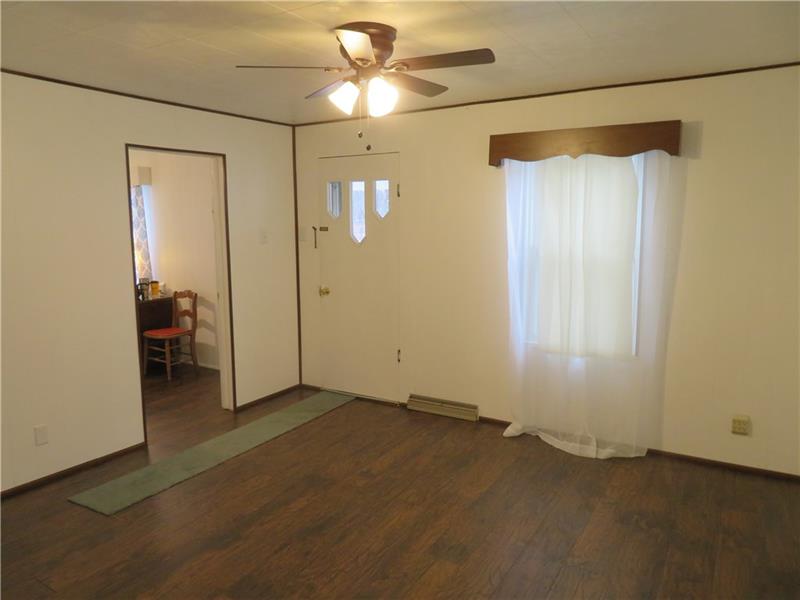 38 Francis Road Burgettstown, PA 15021 - Photo 3 of 15