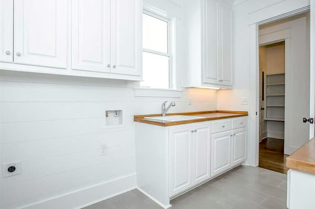 20957 North Dixboro Road South Lyon, MI 48178 - Photo 14 of 40 The Benefit of Brand New Builds (21)