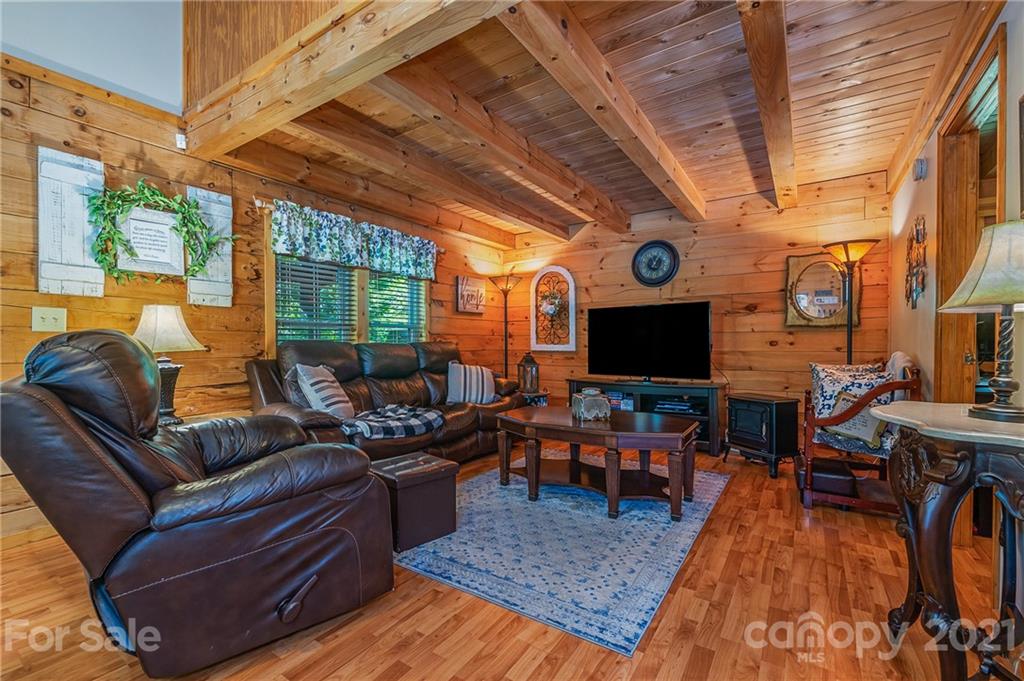 968 Cross Ridge Drive Rutherfordton, NC 28139 - Photo 2 of 39 a living room with furniture and wooden floor