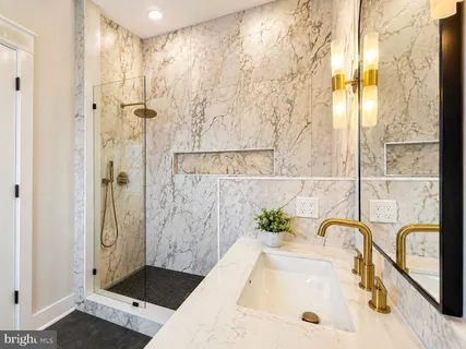 $529,000 | 714 Earp Street, Philadelphia, PA 19147