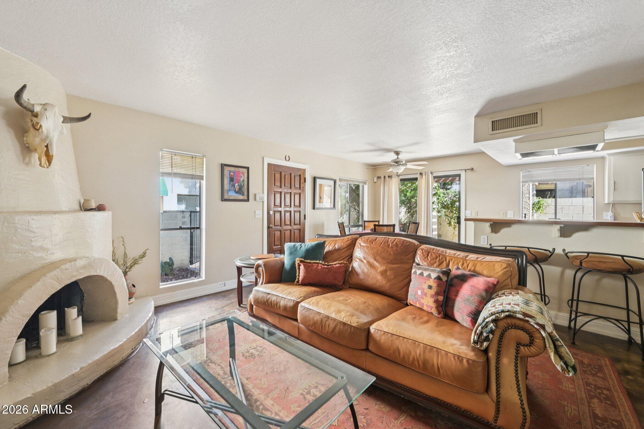 8829 South 48th Street, Unit 1 Phoenix, AZ 85044 - Photo 31 of 33 Open floor plan