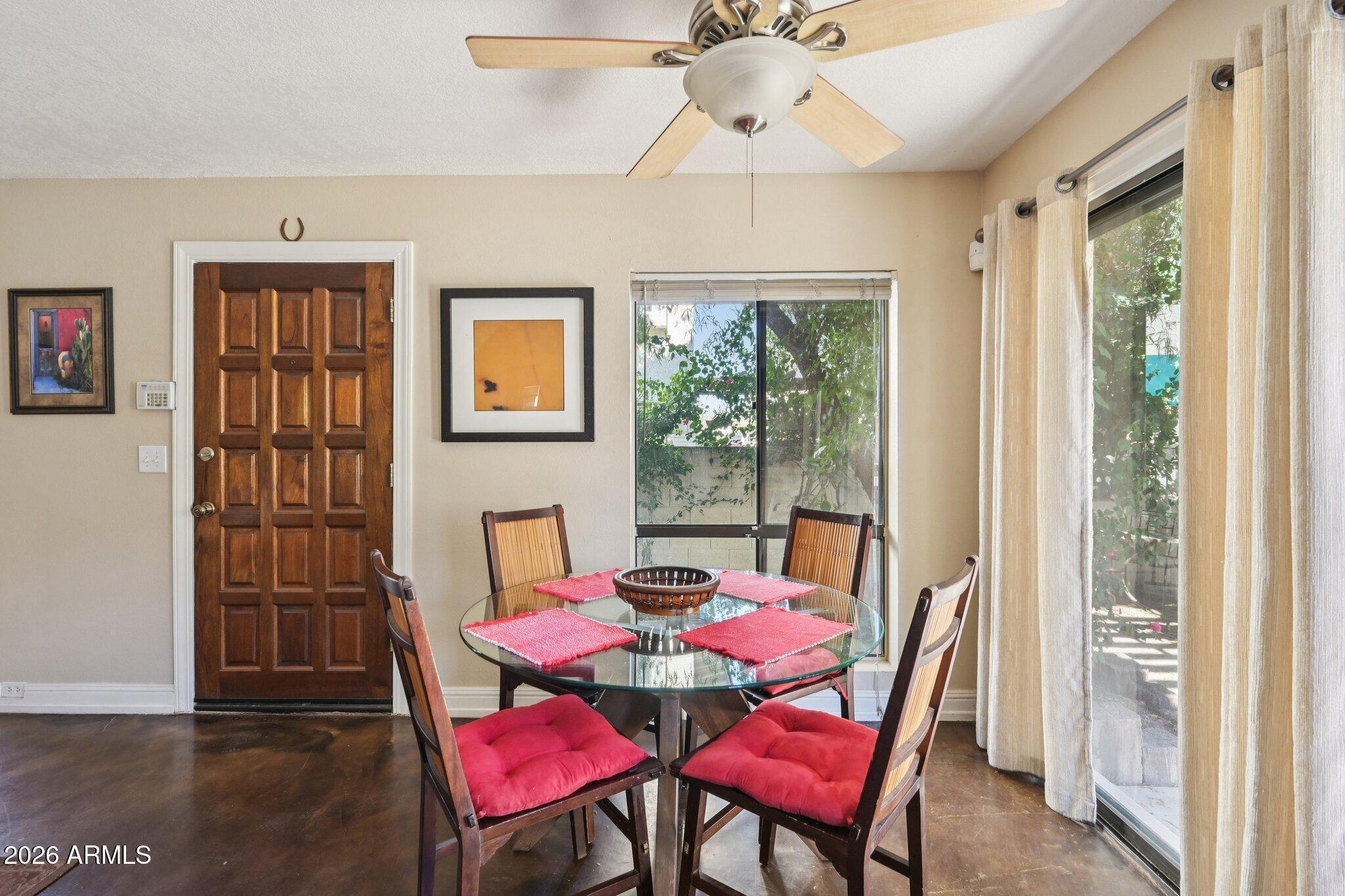 8829 South 48th Street, Unit 1 Phoenix, AZ 85044 - Photo 6 of 33 Dining