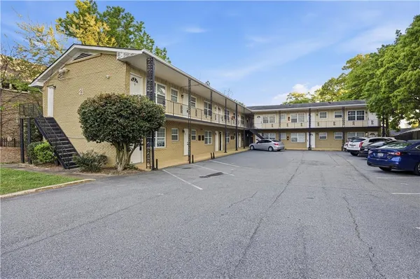 $1,250 | 21 Delmont Drive Northeast, Unit 3, Atlanta, GA 30305