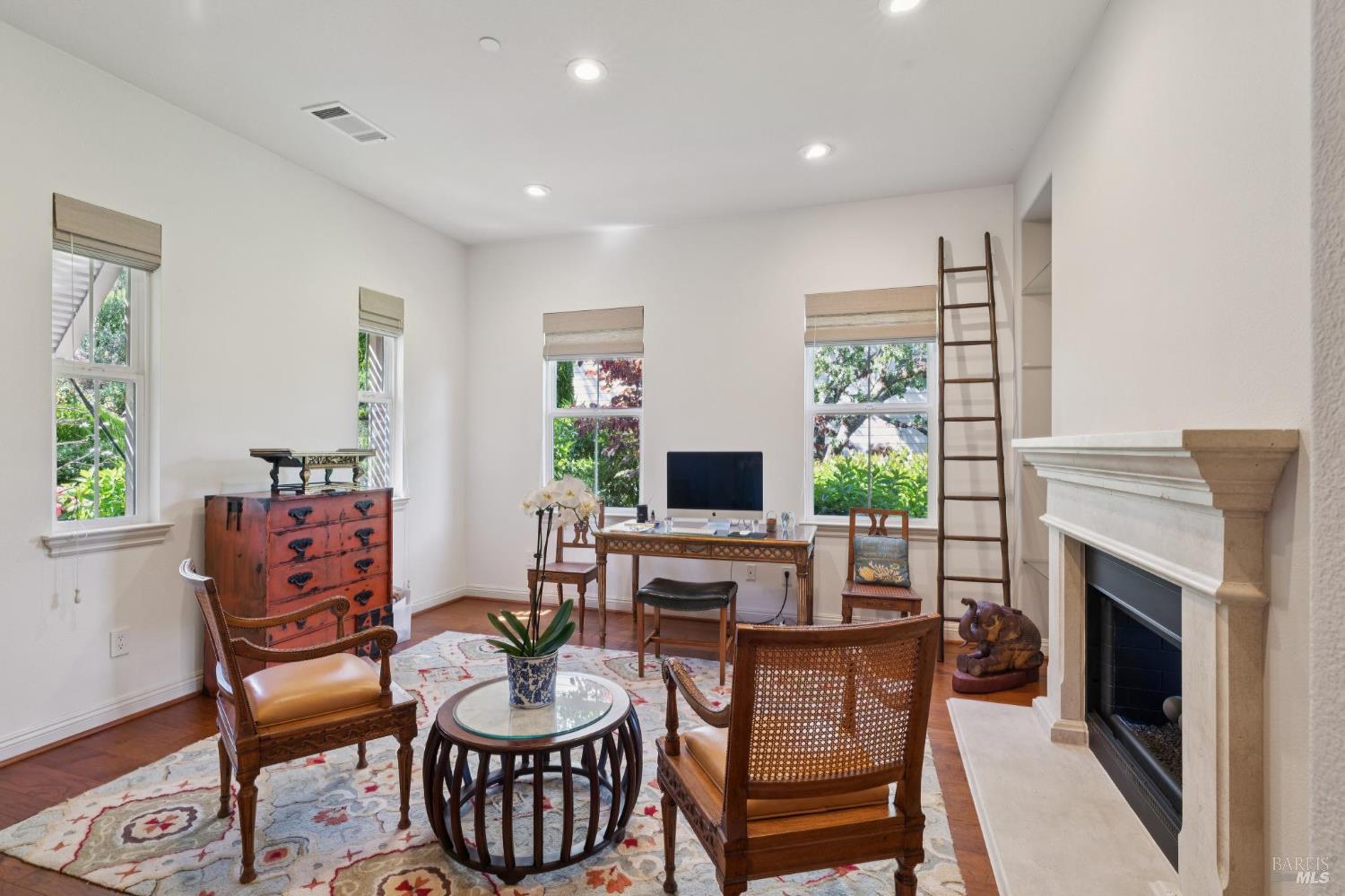 115 Stone Tree Lane Novato, CA 94945 - Photo 8 of 49