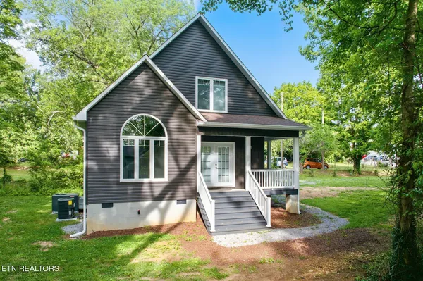 $399,999 | 514 Church Street, Vonore, TN 37885