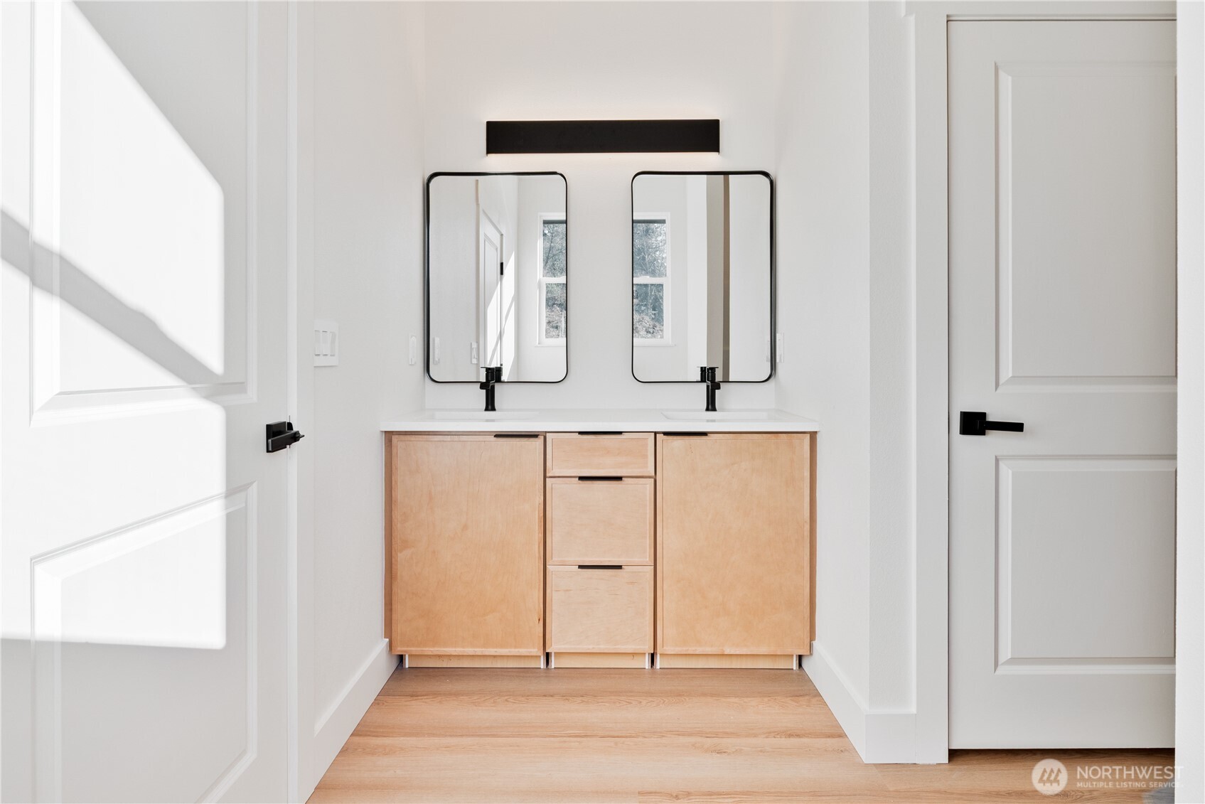 176 Wake Robin Lane Longview, WA 98632 - Photo 15 of 37