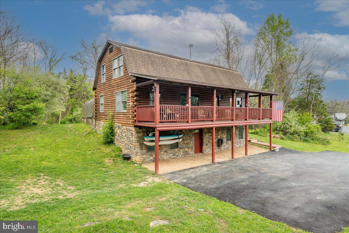 271 Comstock Drive Shepherdstown, WV 25443 - Photo 6 of 76 Room to roam