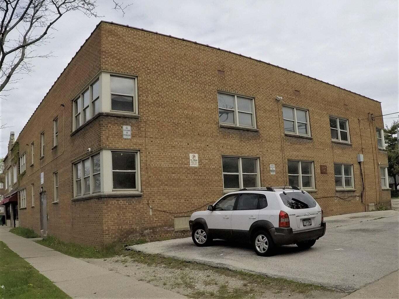 2826 West Atkinson Avenue, Milwaukee, WI 53209 Compass