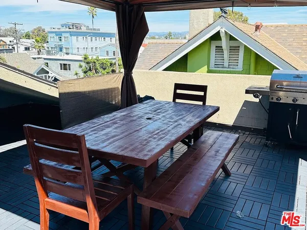 $6,595 | 36 Breeze Avenue, Unit 4, Venice, CA 90291