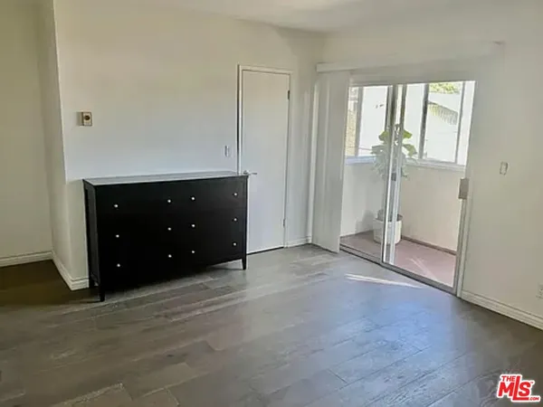 $6,595 | 36 Breeze Avenue, Unit 4, Venice, CA 90291