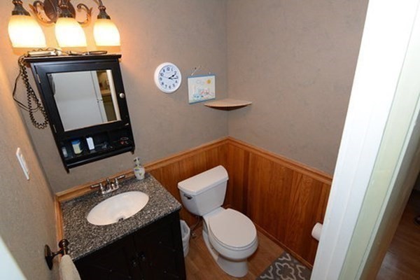 17 Hawser Lane, Unit 17 Swampscott, MA 01907 - Photo 17 of 41