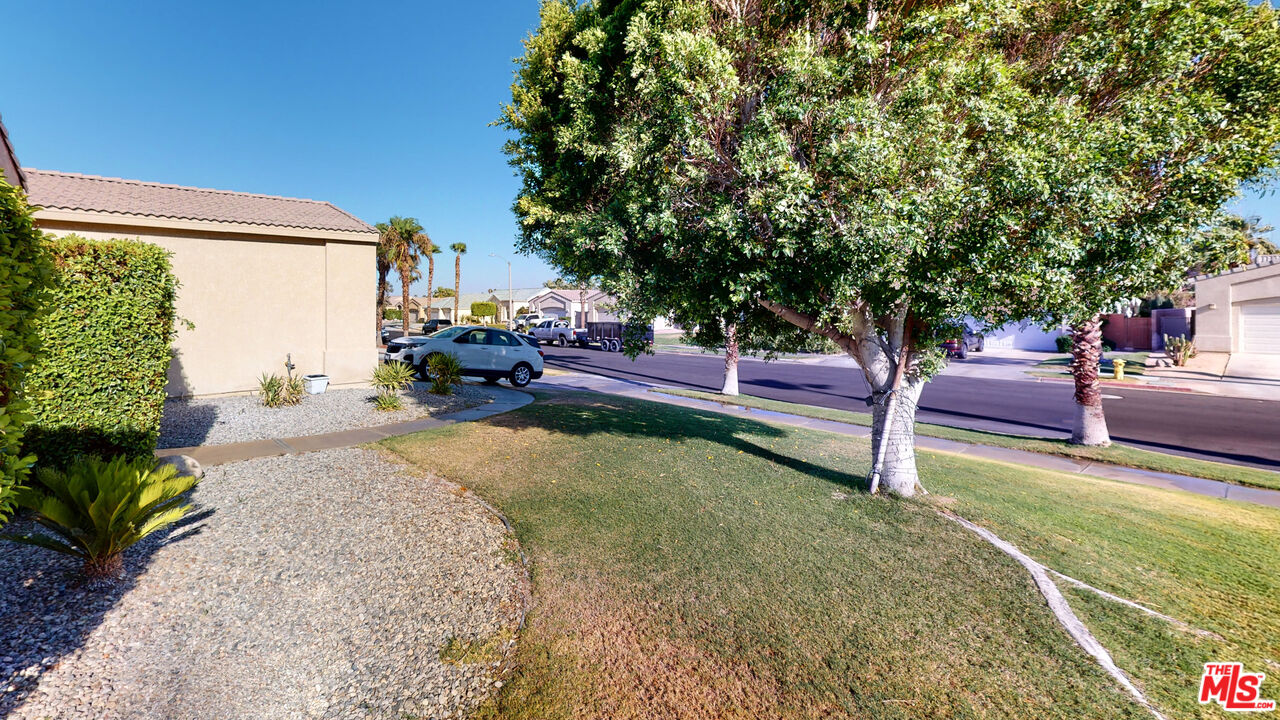 68606 La Medera Road Cathedral City, CA 92234 - Photo 2 of 33 a view of a garden with patio