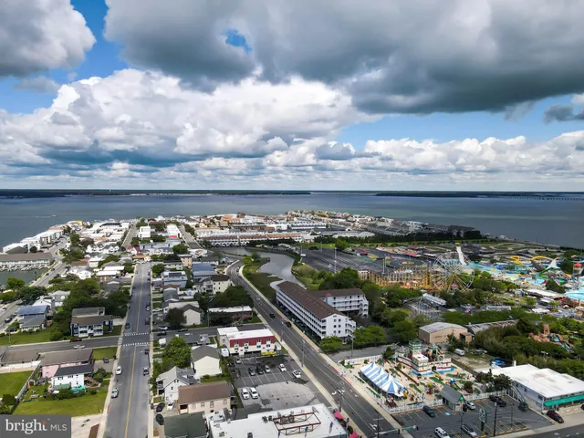 $349,900 | 105 120th Street, Unit 20A1, Ocean City, MD 21842