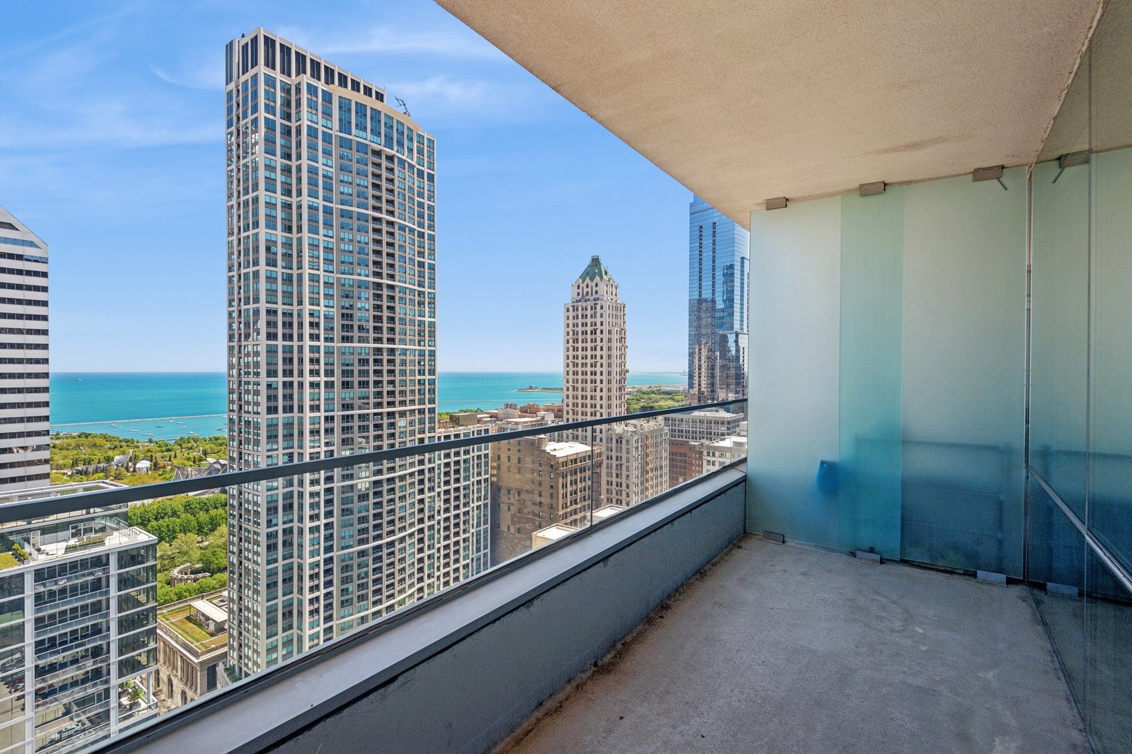 8 East Randolph Street, Unit 3102 Chicago, IL 60601 - Photo 6 of 20