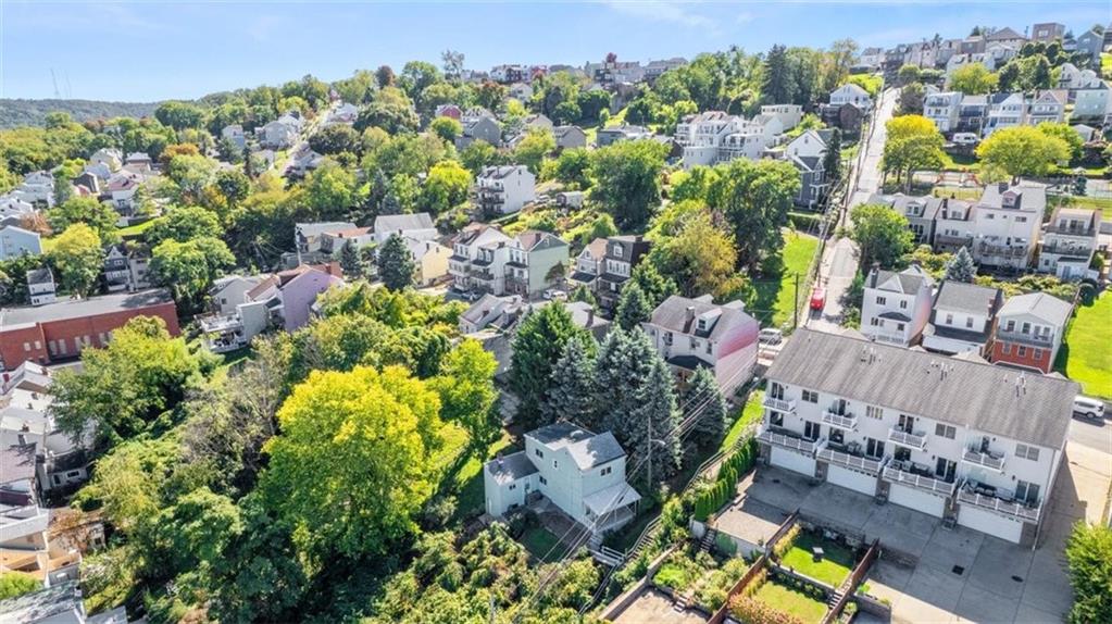 39 Eleanor Street Pittsburgh, PA 15203 - Photo 24 of 25 an aerial view of residential houses with outdoor space