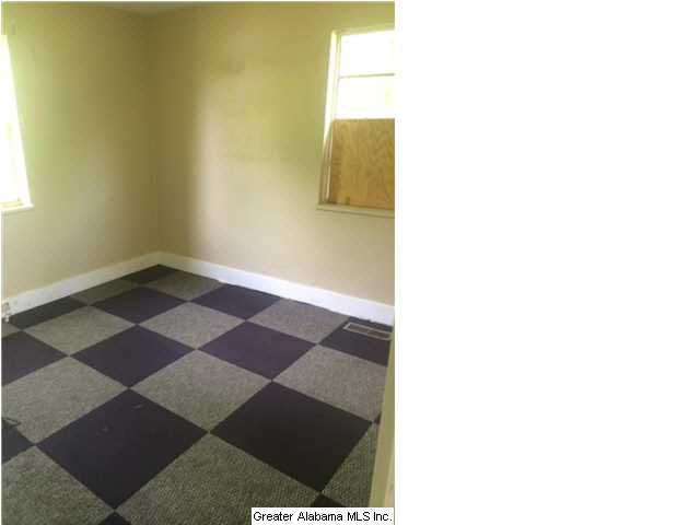 712 40th Place Fairfield, AL 35064 - Photo 10 of 15