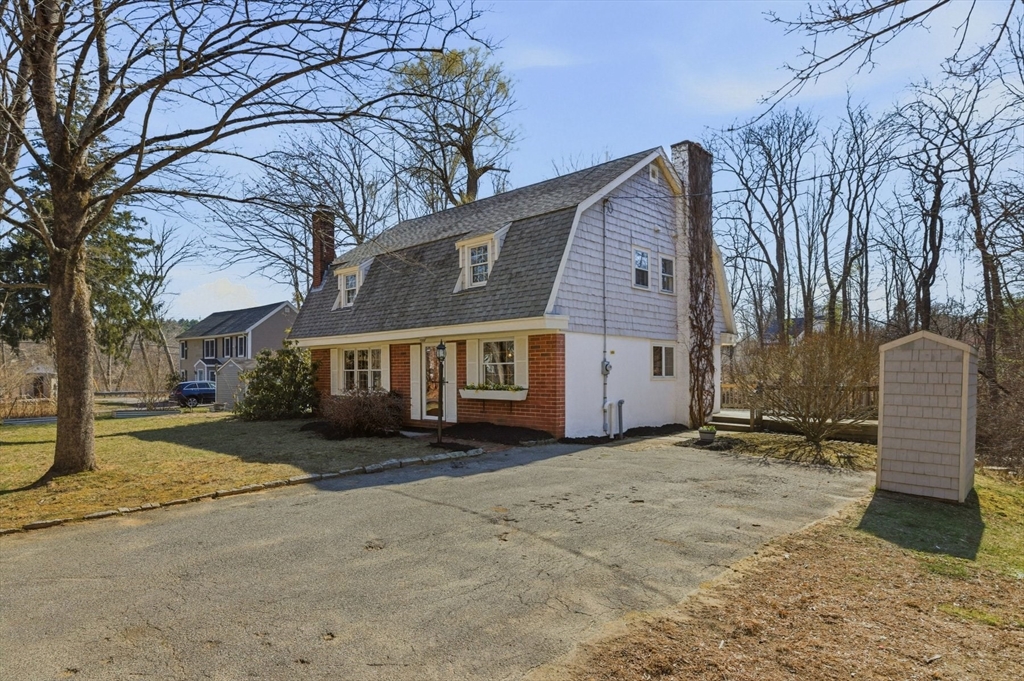 2 North Street Merrimac, MA 01860 - Photo 3 of 42