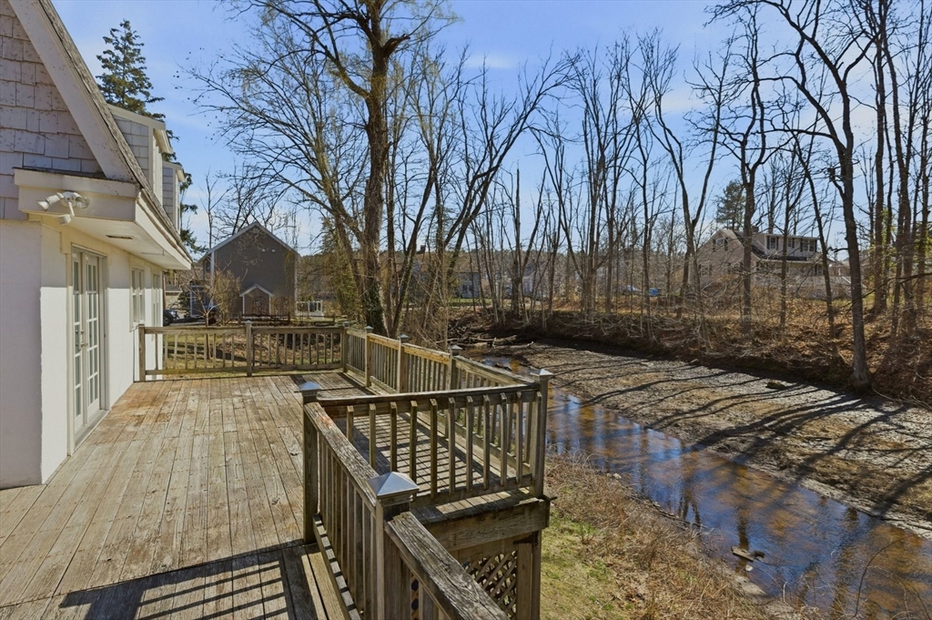 2 North Street Merrimac, MA 01860 - Photo 6 of 42