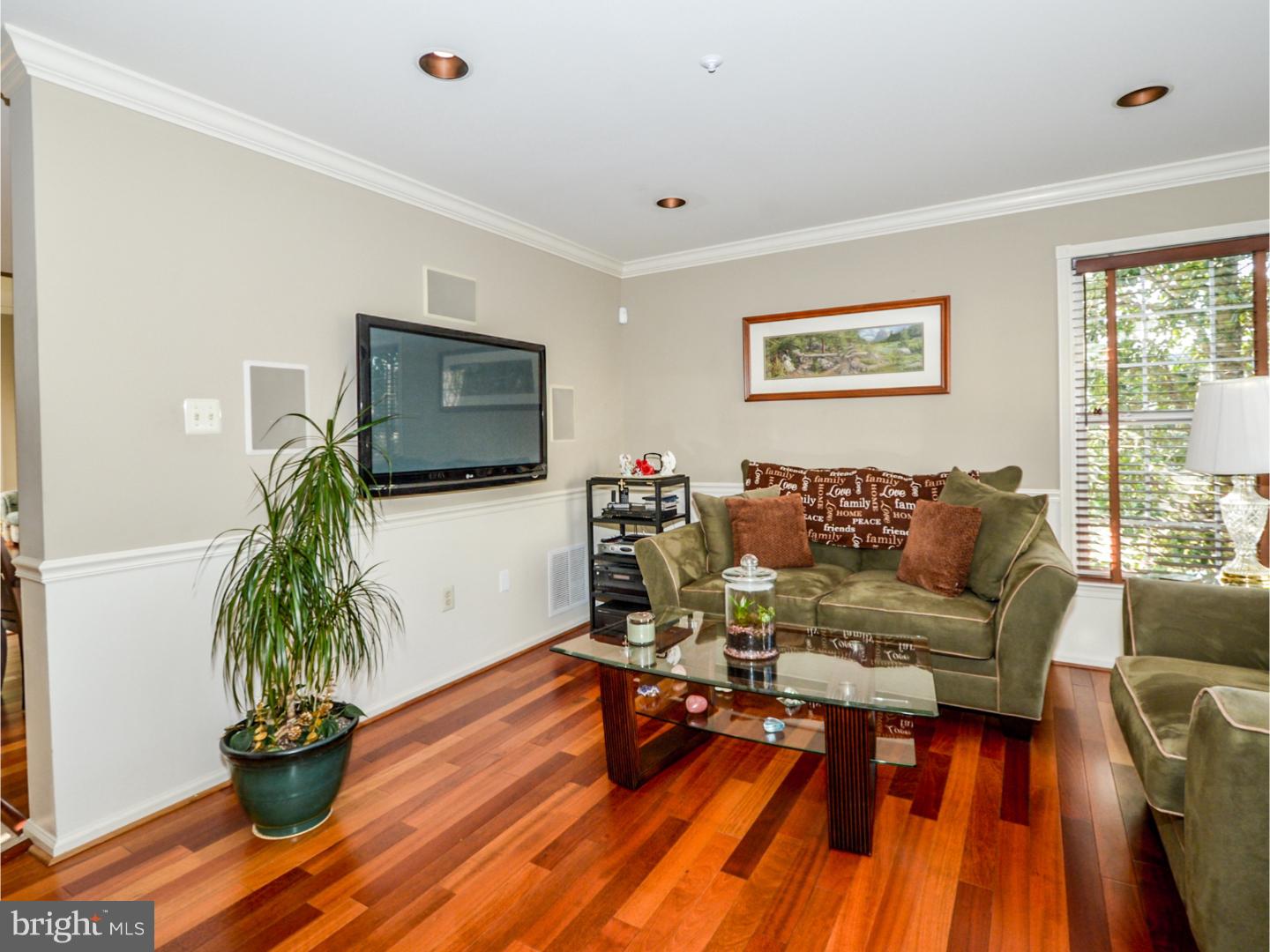 3200 Riding Court Chalfont, PA 18914 - Photo 10 of 25 Family Room