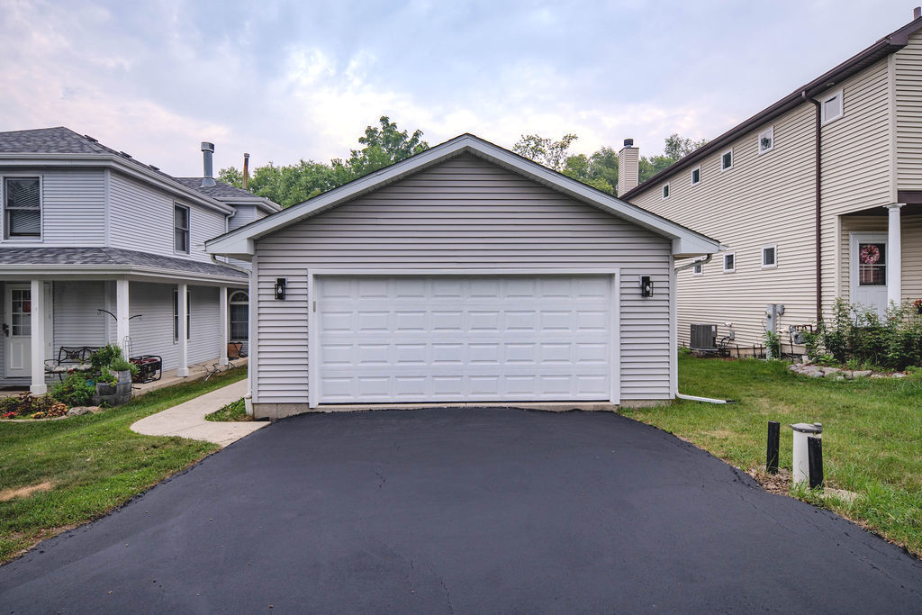 23773 North Quentin Road Kildeer, IL 60047 - Photo 2 of 34 Gallery Image 2