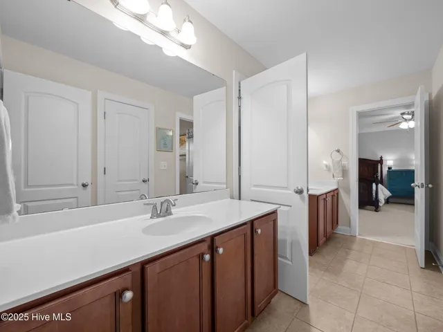 $665,000 | 111 Creek End Court, Swansboro, NC 28584