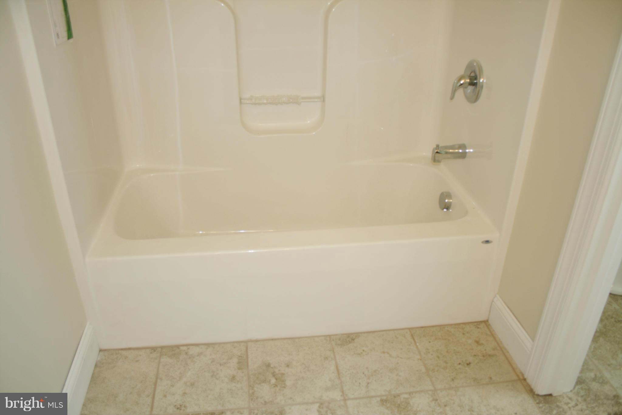 3203 Back Mountain Road Winchester, VA 22602 - Photo 23 of 30 Bath