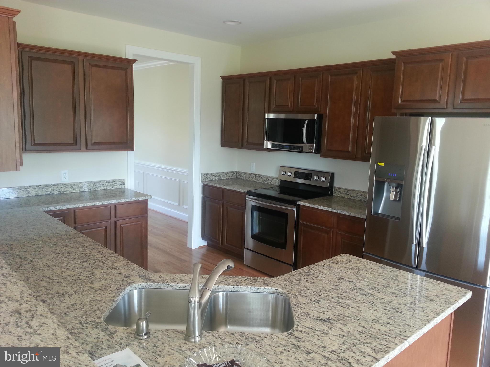 3203 Back Mountain Road Winchester, VA 22602 - Photo 9 of 30 Kitchen
