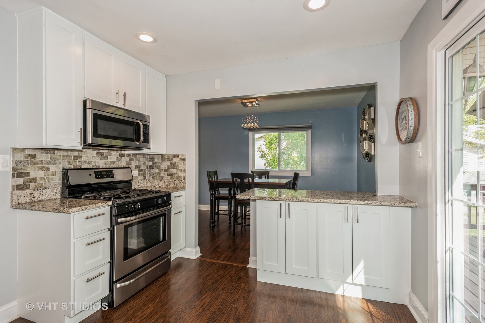 2S105 Valley Road Lombard, IL 60148 - Photo 11 of 34