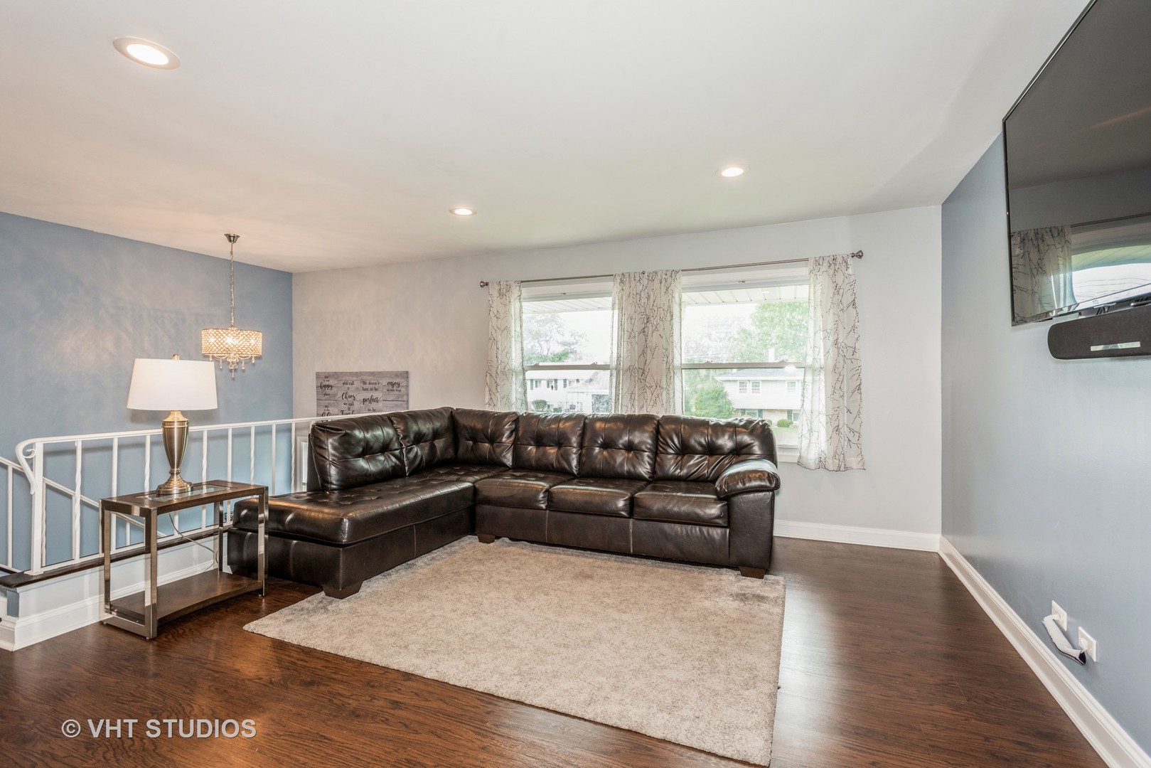 2S105 Valley Road Lombard, IL 60148 - Photo 5 of 34