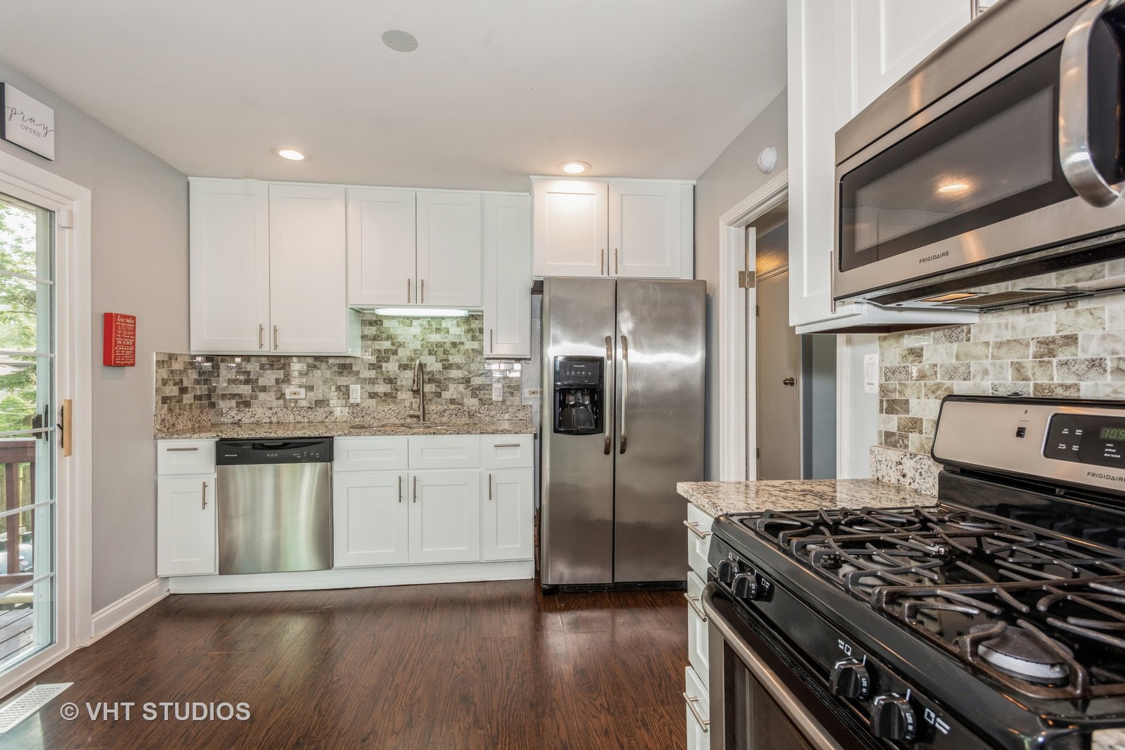 2S105 Valley Road Lombard, IL 60148 - Photo 10 of 34