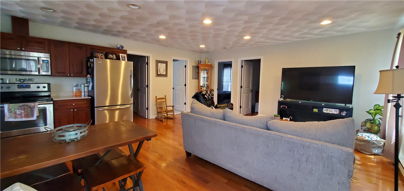 2 Day Street Johnston, RI 02919 - Photo 20 of 30