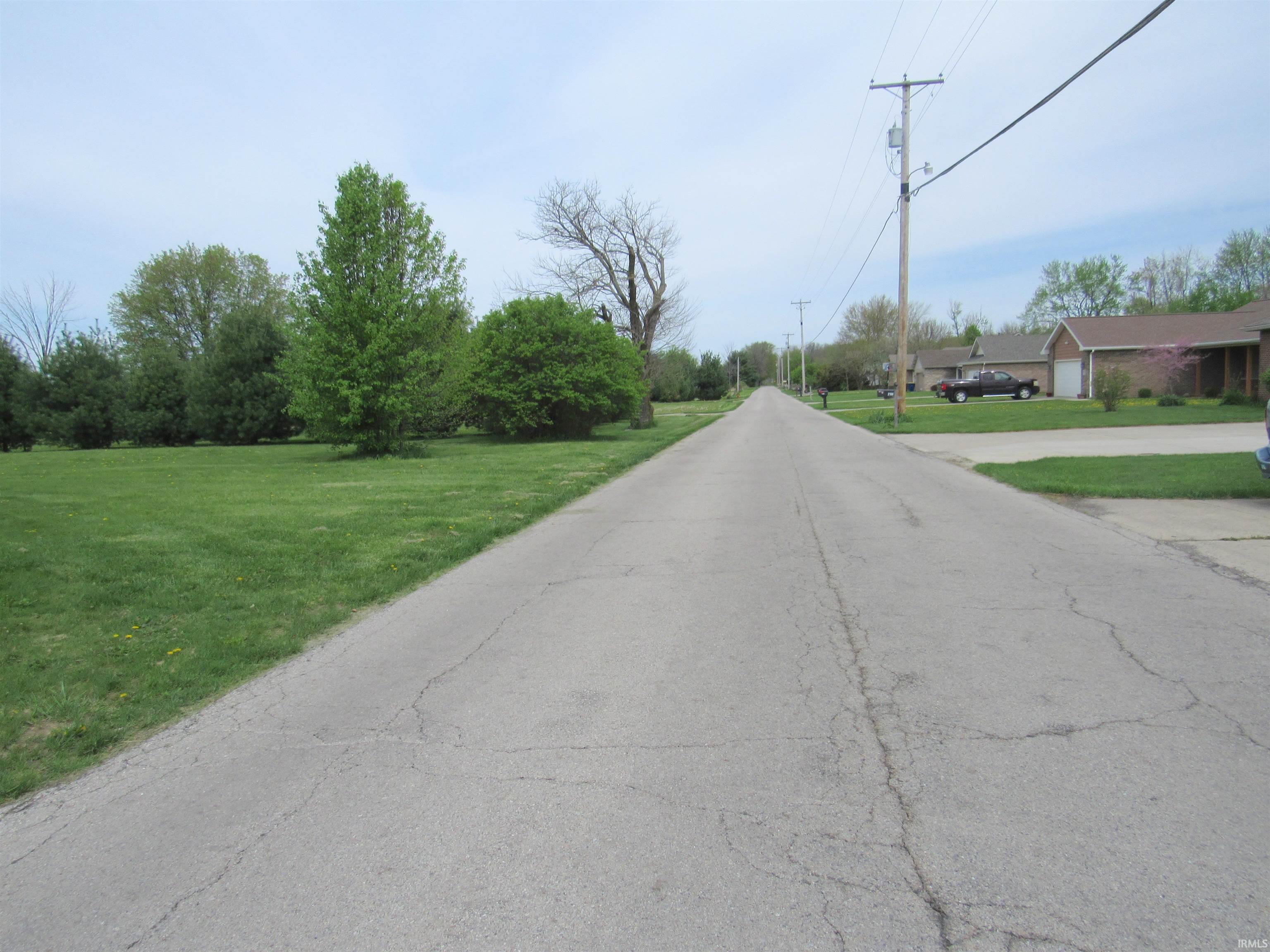 2109 North Benton Road Muncie, IN 47304 - Photo 9 of 12 Gallery Image 9