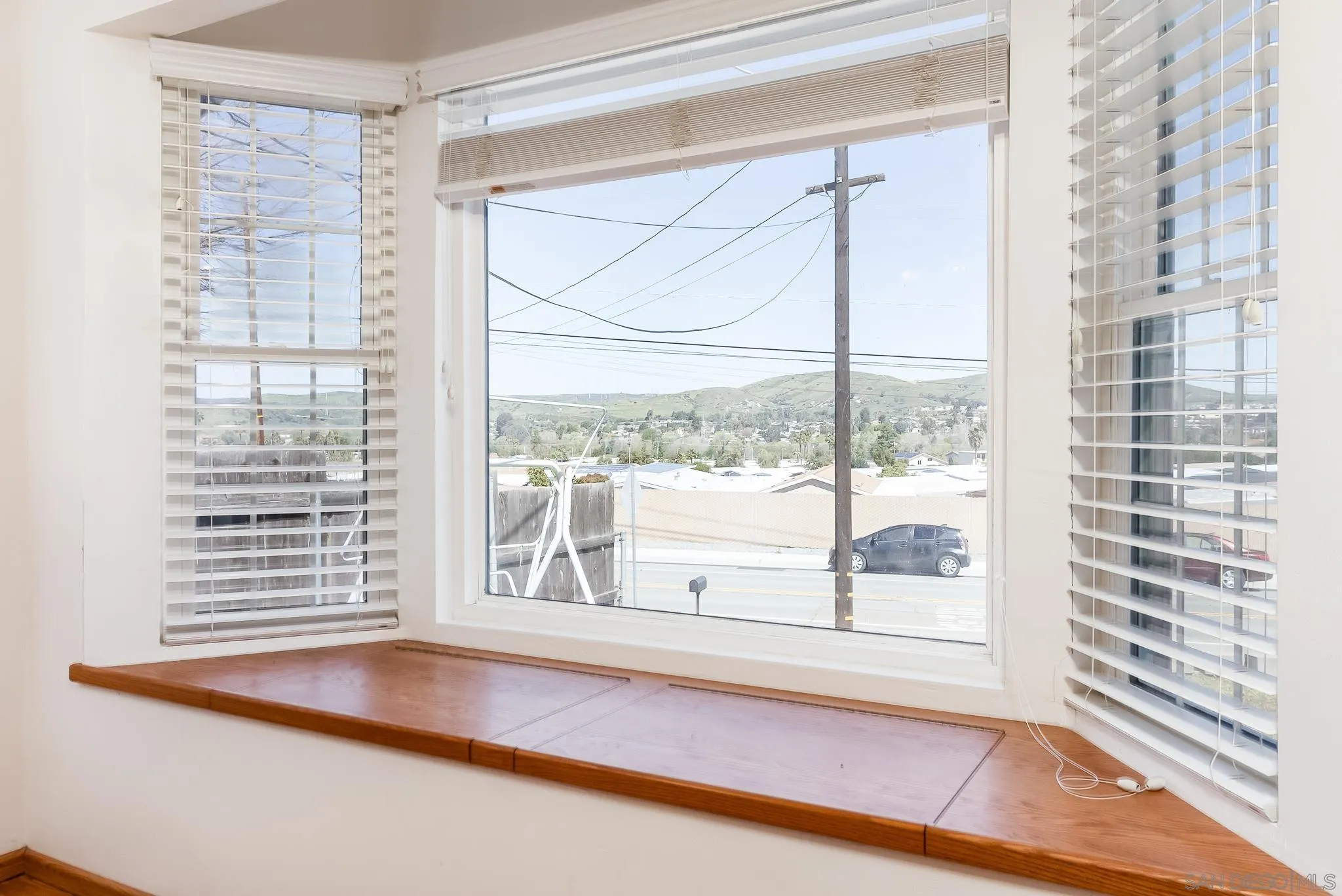8423 Prospect Avenue Santee, CA 92071 - Photo 11 of 30 a view of a large window with a floor to ceiling window