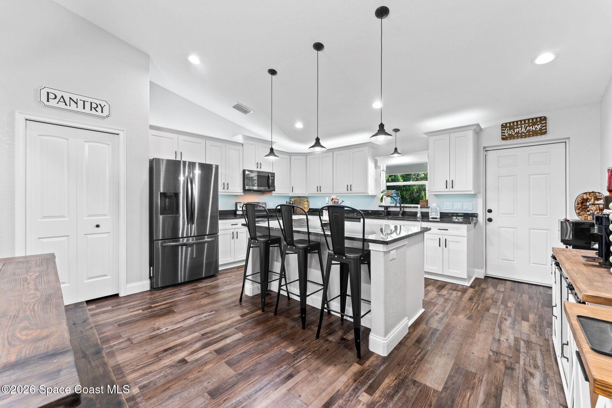 3760 Montgomery Road Mims, FL 32754 - Photo 12 of 46 kitchen
