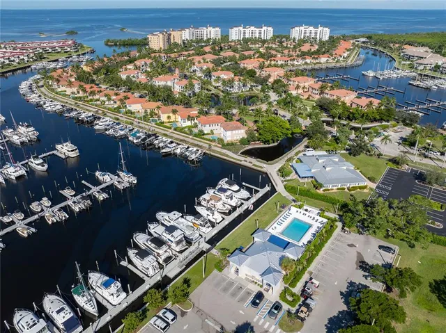 $253,000 | 112 Islamorada Boulevard, Punta Gorda, FL 33955