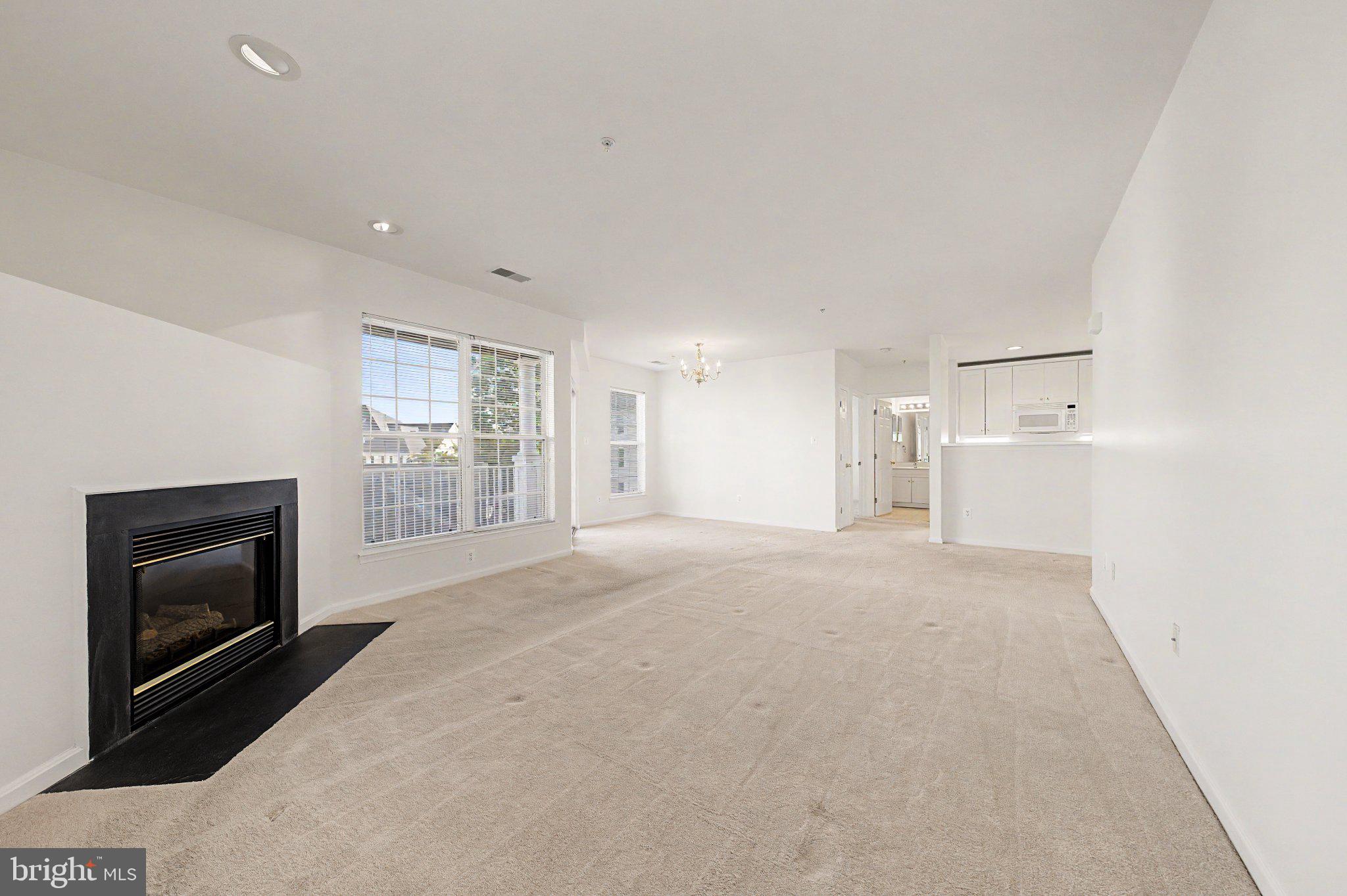 25252 Riffleford Square, Unit 204 Chantilly, VA 20152 - Photo 12 of 28 Gallery Image 12