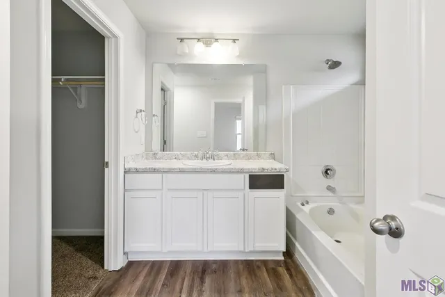 $205,900 | 28473 Evangeline Lane, Albany, LA 70711