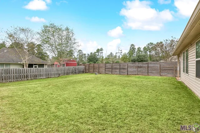 $205,900 | 28473 Evangeline Lane, Albany, LA 70711