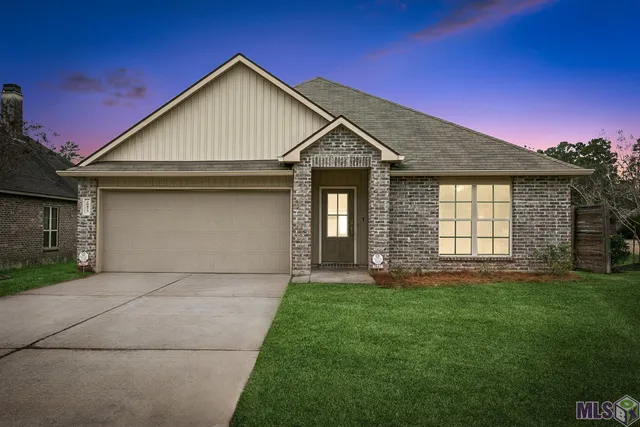 $205,900 | 28473 Evangeline Lane, Albany, LA 70711