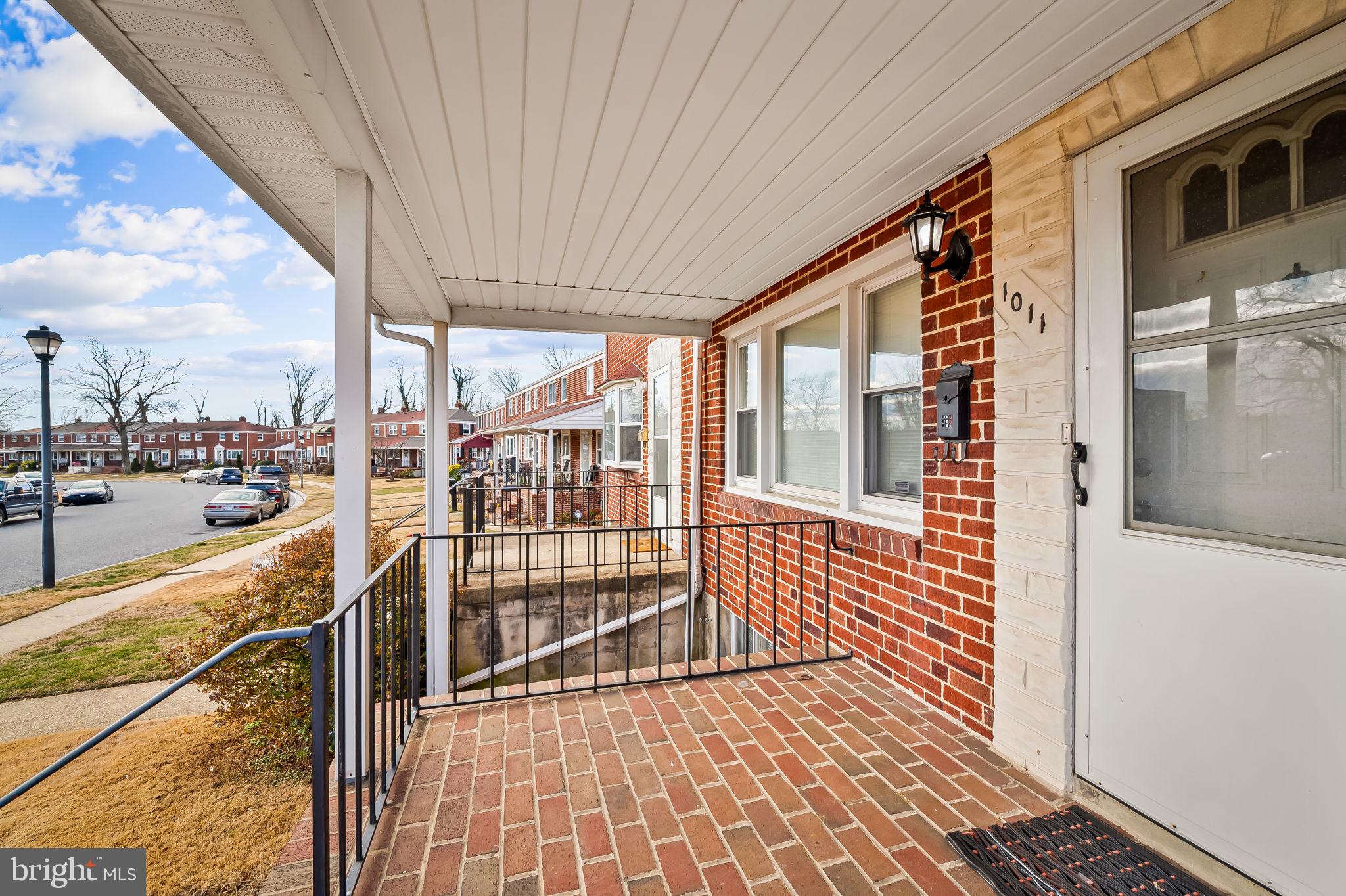 1011 Linden Avenue Baltimore, MD 21227 - Photo 4 of 40 a view of a balcony